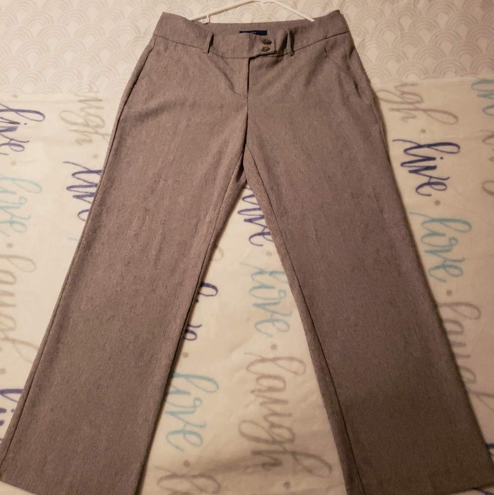 Apt 9 Size 12 petite dress pants. Used once.